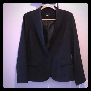 Beautiful NWT Tommy Hilfiger jacket black size 10